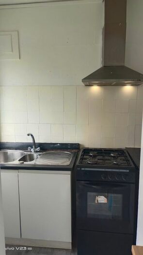 1 Bedroom Flat To Rent In Woodside Avenue, Wembley, HA0