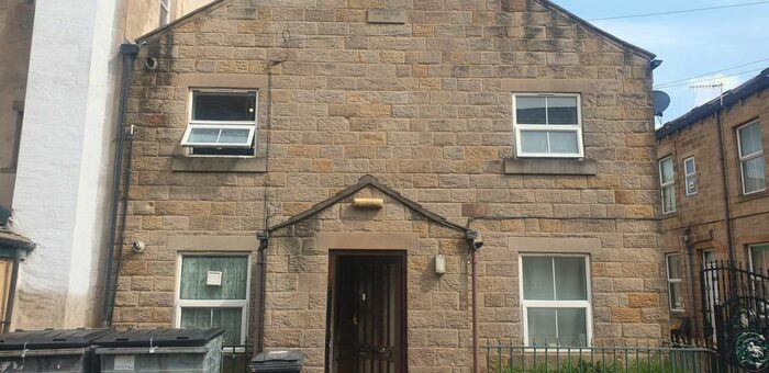 1 Bedroom Flat To Rent In North Queen Street, Keighley, BD21