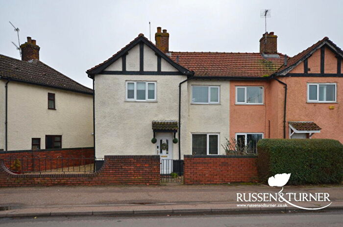 3 Bedroom Semi Detached House For Sale In Wisbech Road, King's Lynn, PE30