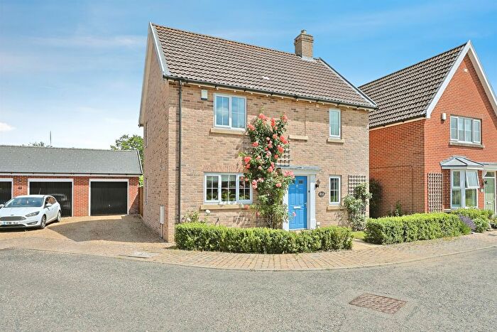 3 Bedroom Detached House For Sale In Admiral Wilson Way, Swaffham, PE37