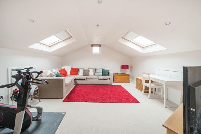 6 Bedroom Detached House For Sale In Kings Drive, Thames Ditton, KT7