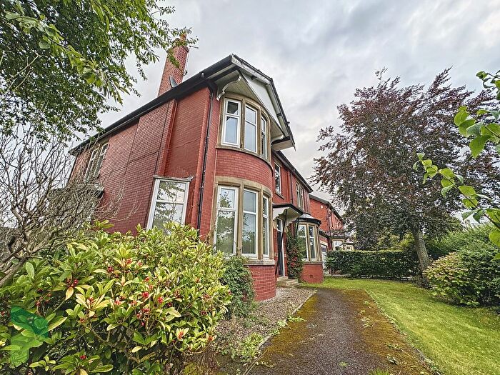5 Bedroom Detached House For Sale In Station Road, Thornton-Cleveleys, FY5
