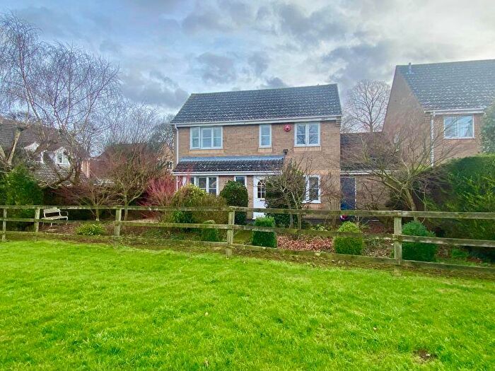 3 Bedroom Detached House For Sale In Lovely Family Home In Desirable Village, LE15