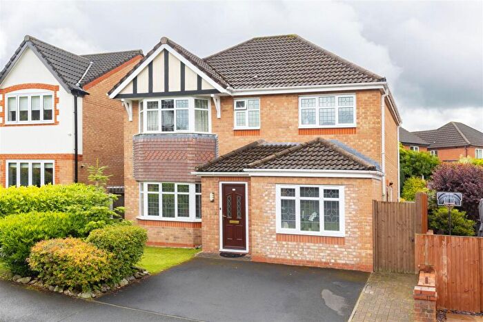4 Bedroom Detached House For Sale In Burgh Wood Way, Chorley, PR7