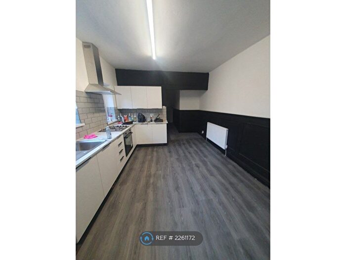 1 Bedroom Flat To Rent In Saville Road, Blackpool, FY1