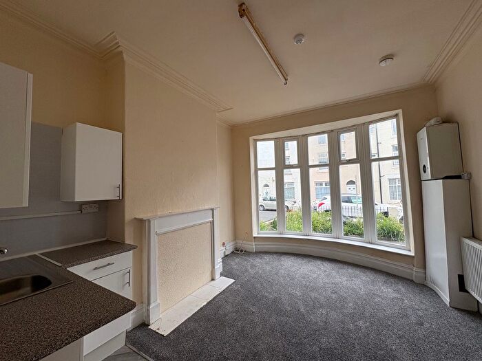 1 Bedroom Flat To Rent In Hill Street, Blackpool, FY4