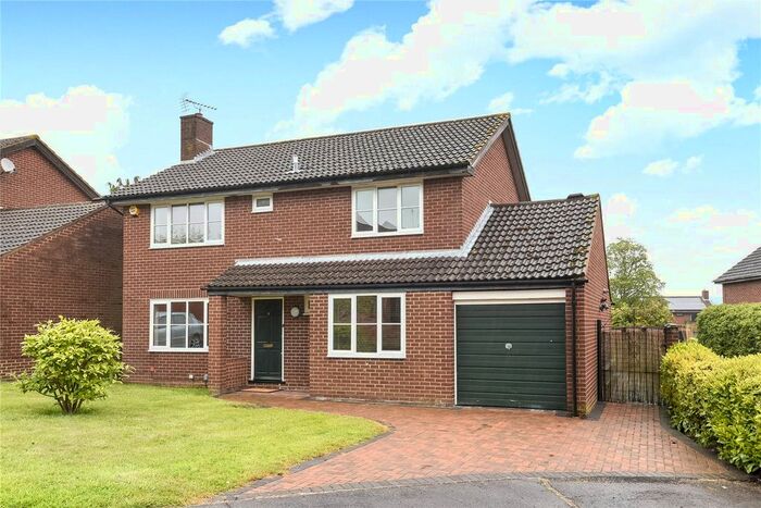 4 Bedroom Detached House To Rent In Trafalgar Close, Wokingham, Berkshire, RG41