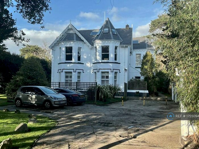 2 Bedroom Flat To Rent In Cavendish Court, Bournemouth, BH1