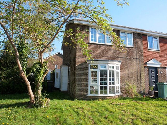 3 Bedroom Semi Detached House For Sale In Timbertops, Lordswood, Chatham, ME5