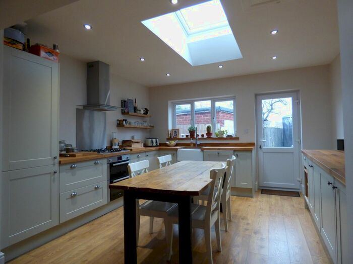 2 Bedroom End Of Terrace House To Rent In St. Philips Road, Swindon, SN2