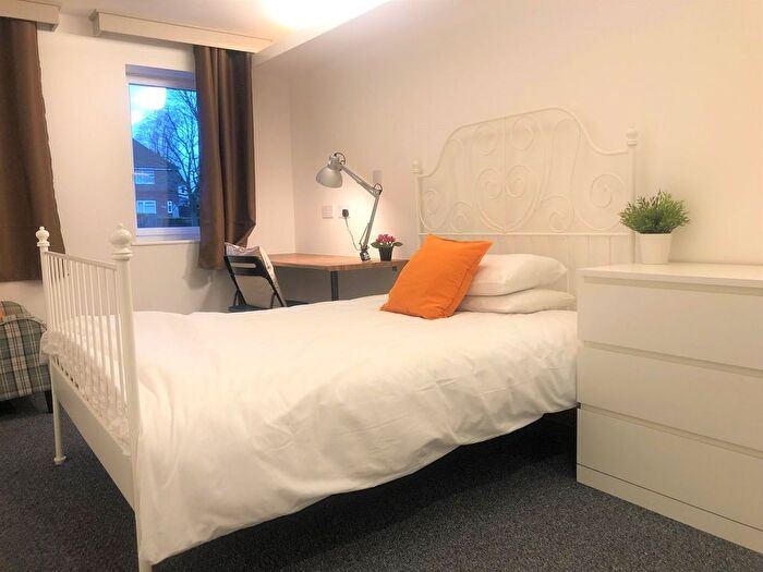 1 Bedroom Studio To Rent In Charter Avenue, Coventry, CV4