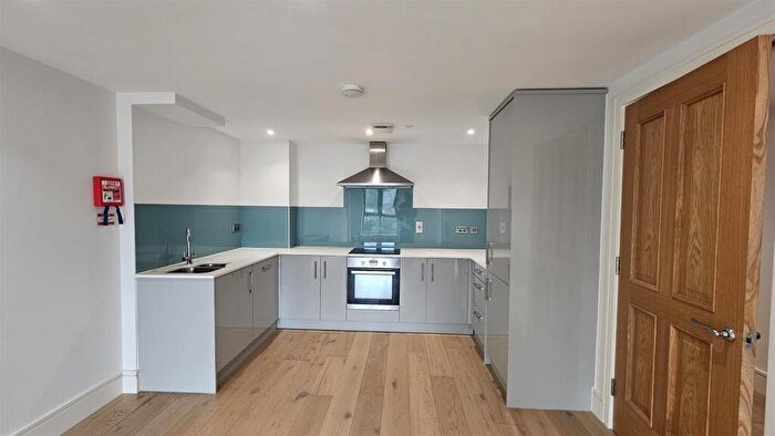 1 Bedroom Flat To Rent In Flat, Milton Road Library, Ascham Road, Cambridge, CB4