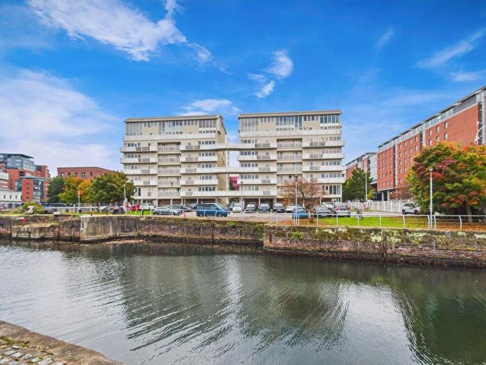3 Bedroom Apartment For Sale In Royal Quay, Liverpool., L3