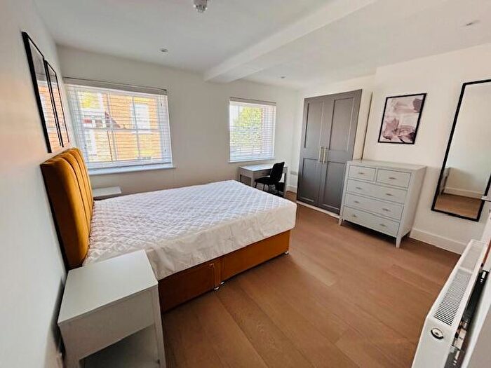 Studio To Rent In High Street, Sittingbourne, ME10