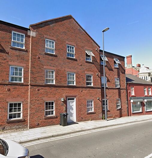 2 Bedroom Flat To Rent In High Street, Prescot, L34