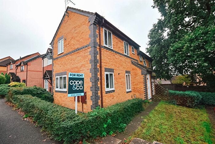 2 Bedroom Semi-Detached House To Rent In Silverburn Drive, Oakwood, Derby, Derbyshire, DE21