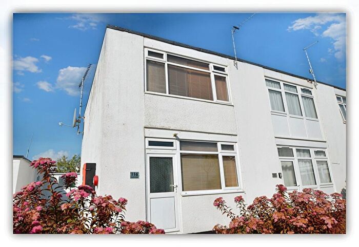 2 Bedroom Apartment For Sale In Welcome Holiday Park Warren Road, EX7