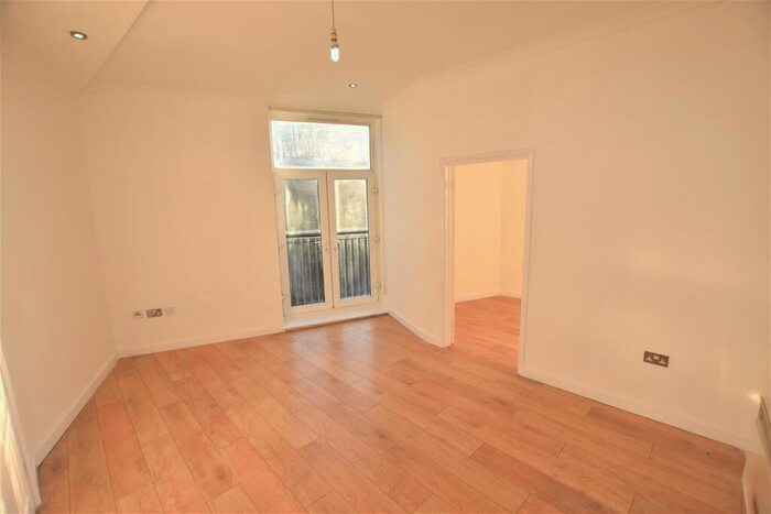 2 Bedroom Apartment To Rent In River Soar Living, Western Road, Leicester, LE3