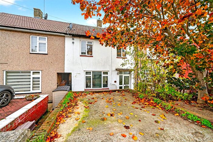 3 Bedroom Terraced House For Sale In Lullingstone Crescent, Orpington, BR5