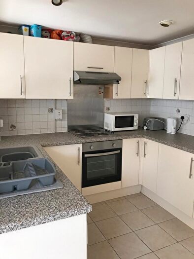 5 Bedroom Town House To Rent In Belmont Street, Southsea, PO5