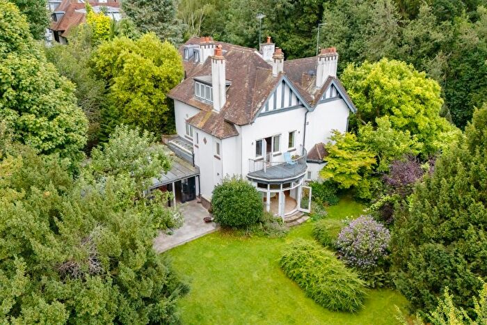 6 Bedroom Detached House For Sale In Fitzroy Park, London, N6