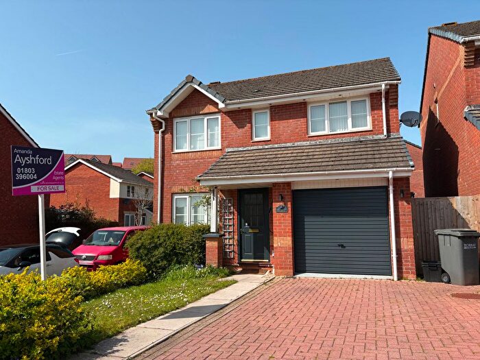 4 Bedroom Detached House For Sale In Lutyens Drive, Paignton, TQ3