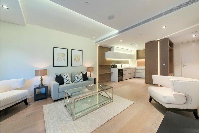 1 Bedroom Flat To Rent In Pearson Square, London, W1T