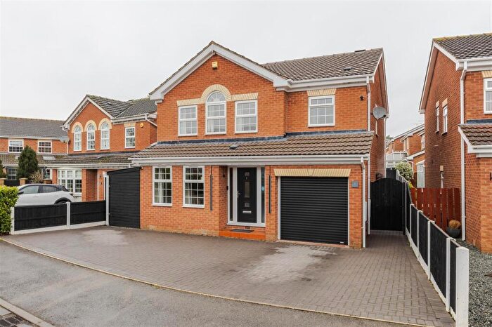 4 Bedroom Detached House For Sale In Trentholme Drive, Messingham, DN17