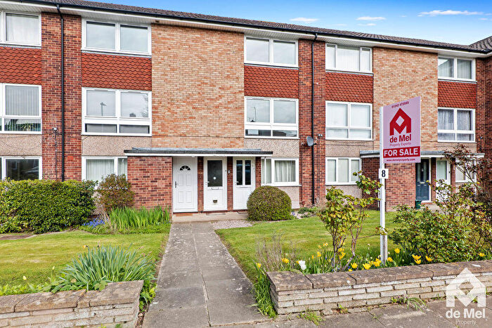 2 Bedroom Maisonette For Sale In Stanway Road, Cheltenham, GL51