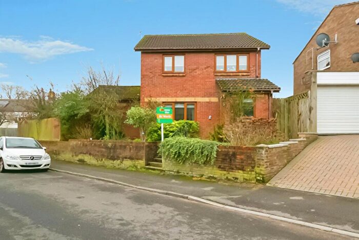 3 Bedroom Detached House For Sale In Gradon Close, Barry, CF63