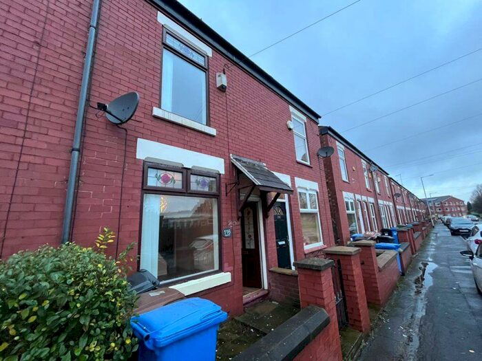 2 Bedroom Terraced House To Rent In Range Road, Stockport, SK3