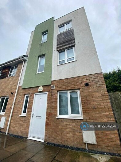 4 Bedroom Terraced House To Rent In Hawthorne Drive, Liverpool, L33