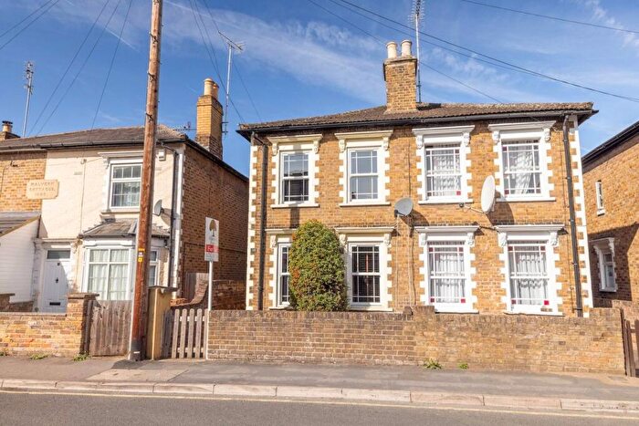 2 Bedroom Property For Sale In Park Street, Slough, SL1