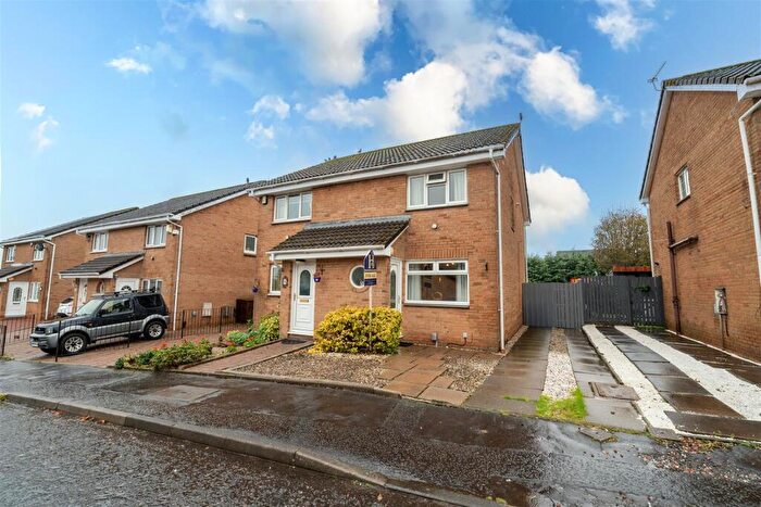 2 Bedroom Semi Detached House For Sale In Bredisholm Drive, Baillieston, Glasgow, G69