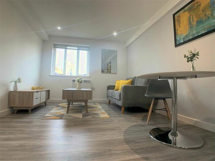 1 Bedroom Flat To Rent In Peterborough Road, Market Deeping, Peterborough, PE6