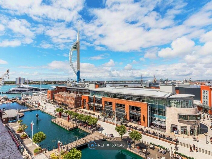 3 Bedroom Flat To Rent In Brecon House, Portsmouth, PO1