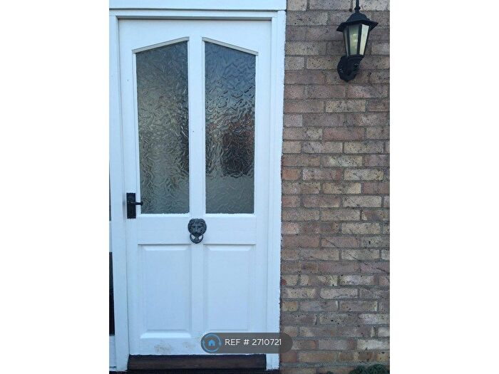 3 Bedroom Bungalow To Rent In Crofts Close, Burnham Market, PE31