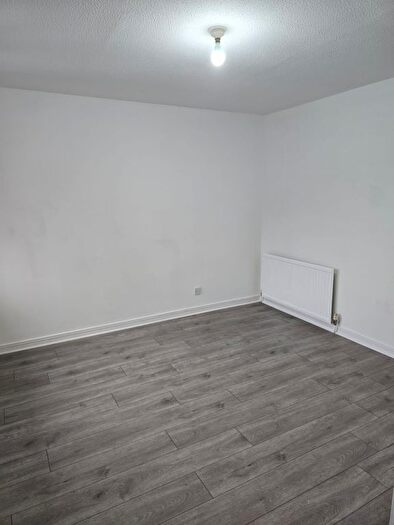 2 Bedroom End Of Terrace House To Rent In Ffynnon Wen, Swansea, SA6