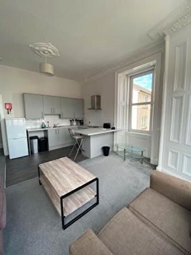 5 Bedroom Flat To Rent In Moat Place, Slateford, Edinburgh, EH14