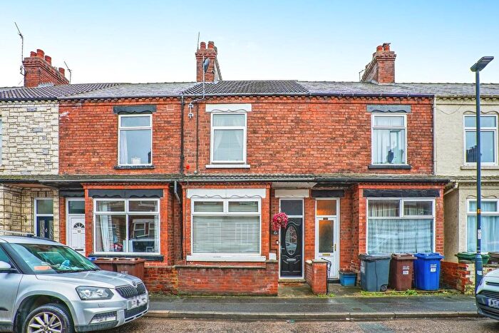 2 Bedroom Terraced House For Sale In Volta Street, Selby, YO8
