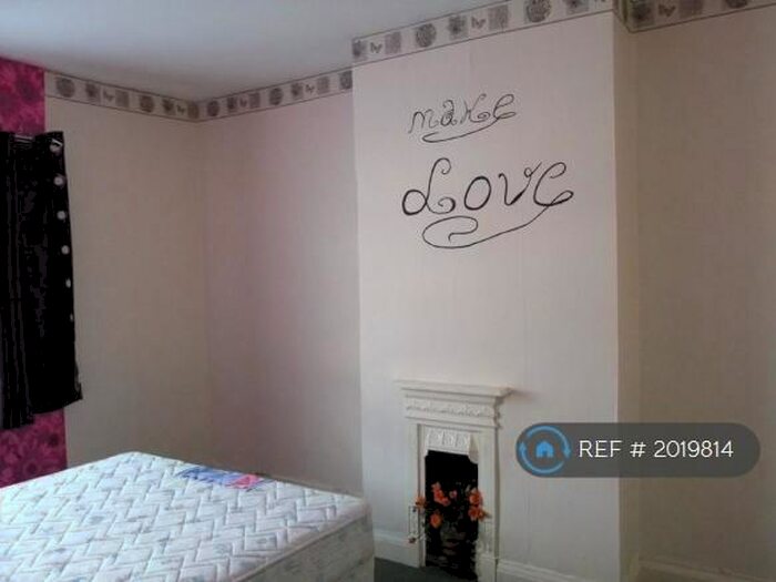 4 Bedroom End Of Terrace House To Rent In Stoke Row, Coventry, CV2