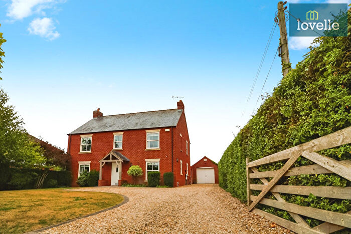5 Bedroom Detached House For Sale In Ludborough Road, North Thoresby, DN36