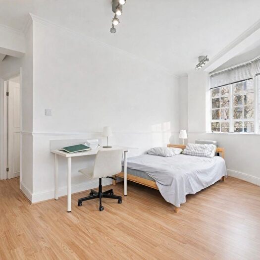 1 Bedroom Flat To Rent In Chelsea Cloisters, Sloane Avenue, London, SW3