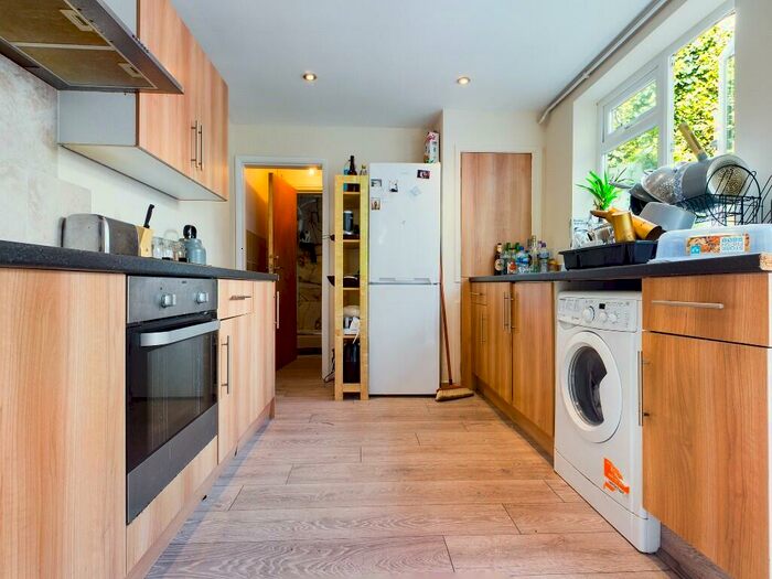 5 Bedroom Terraced House To Rent In Guildford Street, BN1