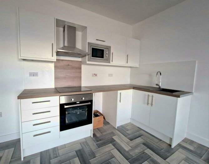 1 Bedroom Flat To Rent In Marine Road West, Morecambe, LA4