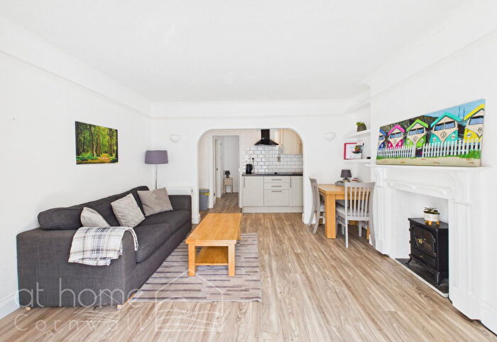 1 Bedroom Flat For Sale In Wadebridge, - Ground Floor Apartment – Sought-After Wadebridge Location!, PL27