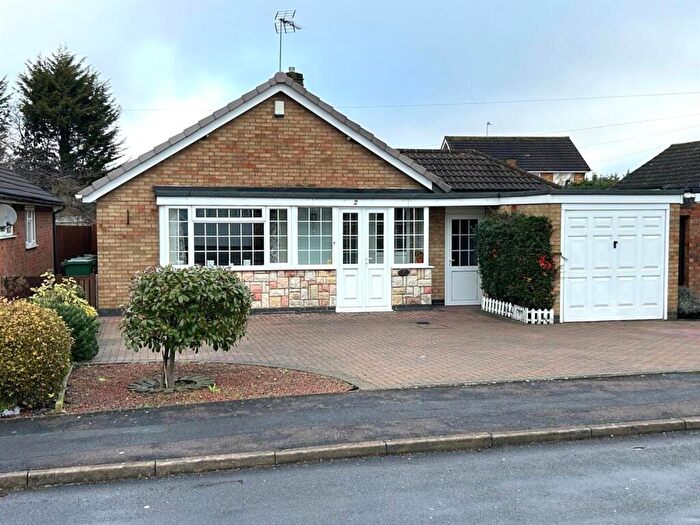 2 Bedroom Detached Bungalow For Sale In Coombe Place, Oadby, LE2