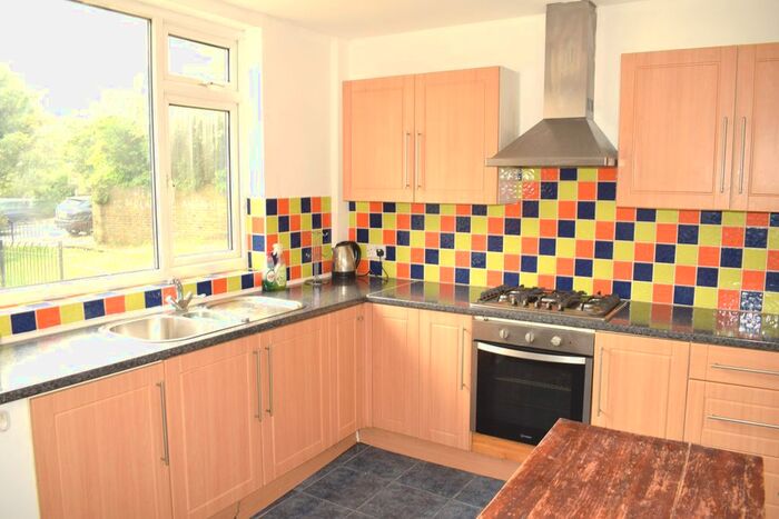 4 Bedroom Terraced House To Rent In Clarence Avenue, Clapham, London, SW4