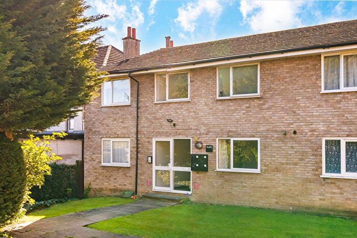 1 Bedroom Flat To Rent In Kintyre Close, London, SW16