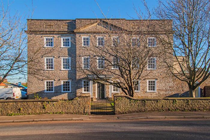 2 Bedroom Flat To Rent In Wickwar, Wotton-Under-Edge, GL12